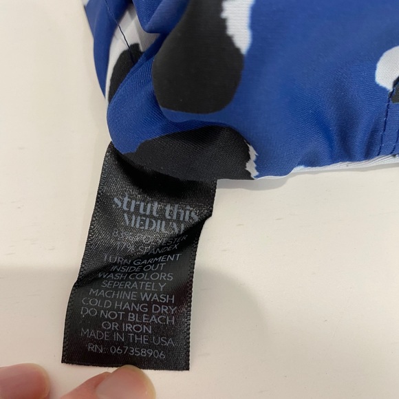 Strut This sports bra - Picture 3 of 7